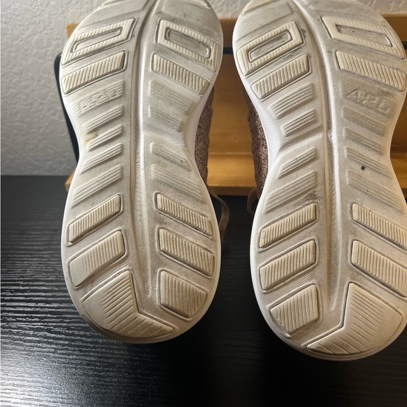 APL Techloom Phantom Women's Beige Knit Sneakers - Picture 5 of 6